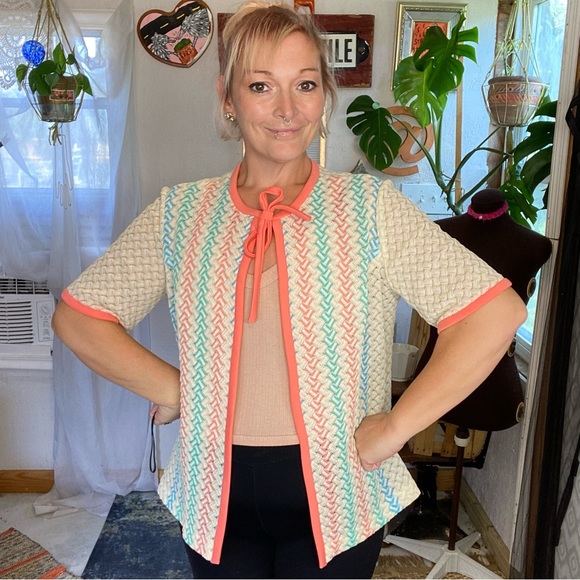Vintage Tops - Vintage Multicolored Polyester Tie Front Shirt sleeve jacket size small